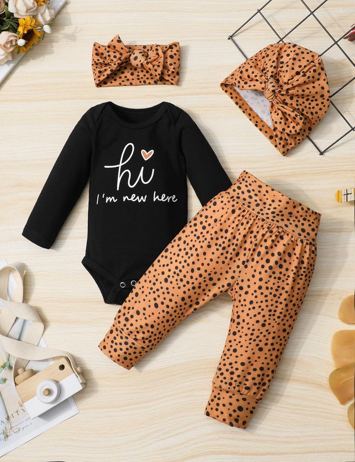 Newborn Baby Girl Clothes Hi I'M New Here Newborn Outfit Infant Romper Floral Pants Cute Baby Girl Outfits 4PC Set